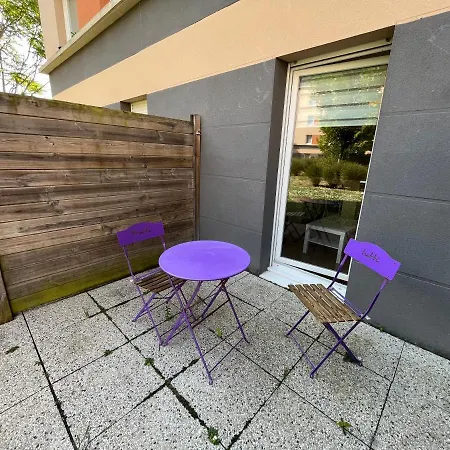 Acajou, Studio Avec Terrasse Et Parking Prive Caen
